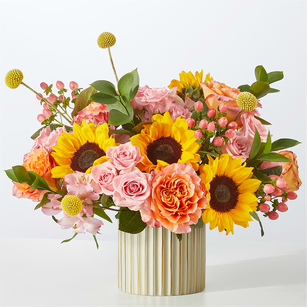 Sun's Out Bouquet – XINAI'S FLOWERS, Chowchilla CA
