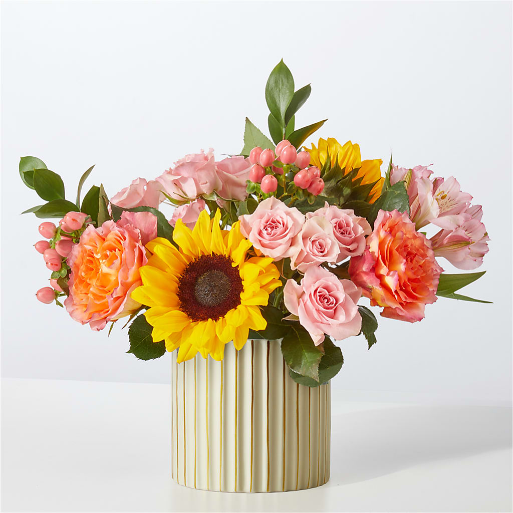 Sun's Out Bouquet – XINAI'S FLOWERS, Chowchilla CA