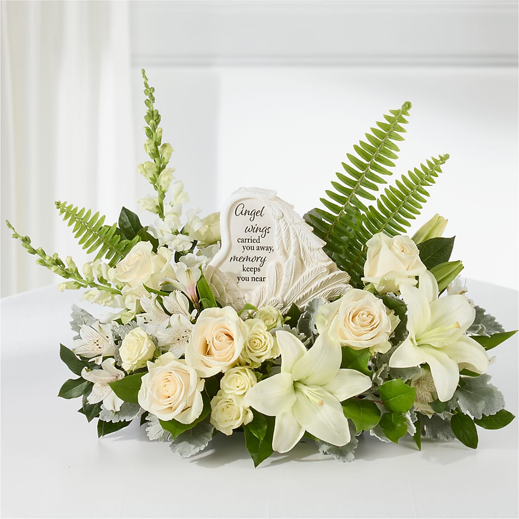 Holding You Close Arrangement – XINAI'S FLOWERS, Chowchilla CA