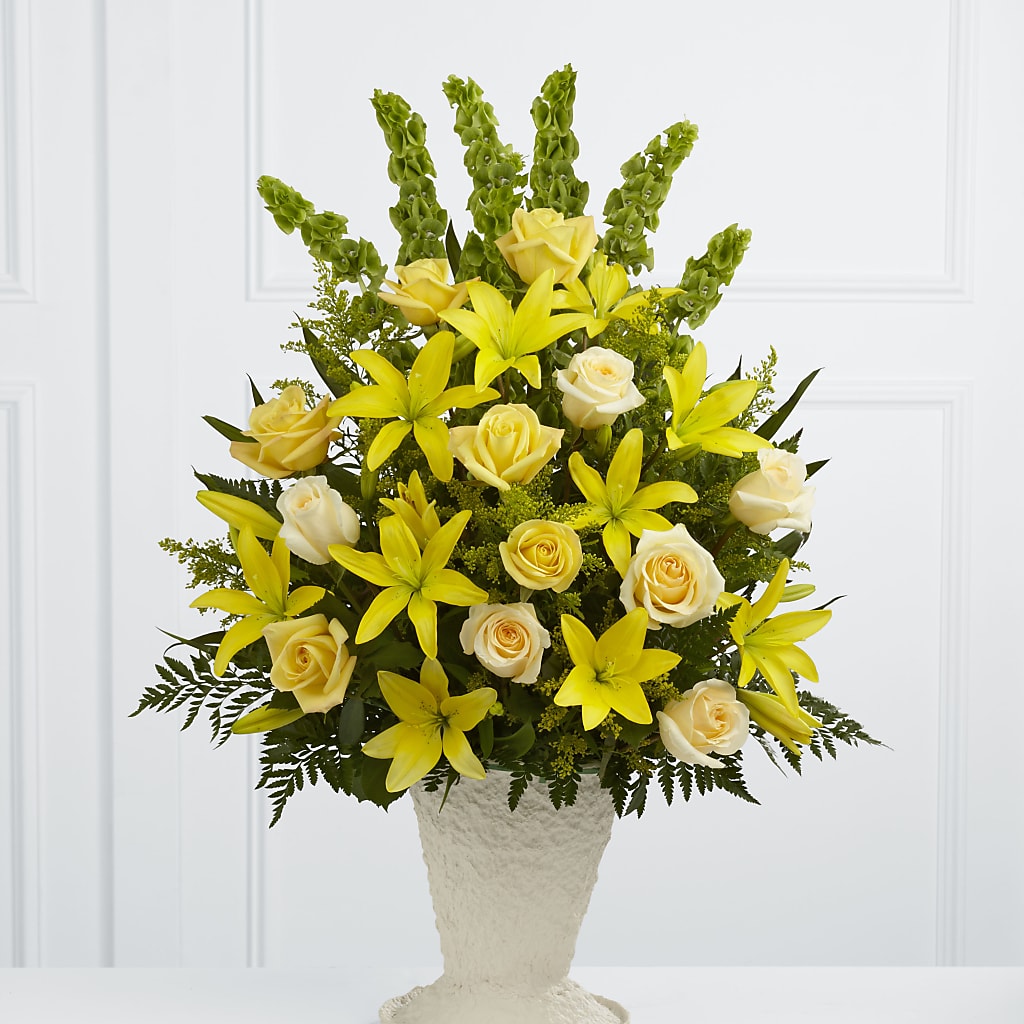 Golden Memories Arrangement – XINAI'S FLOWERS, Chowchilla CA