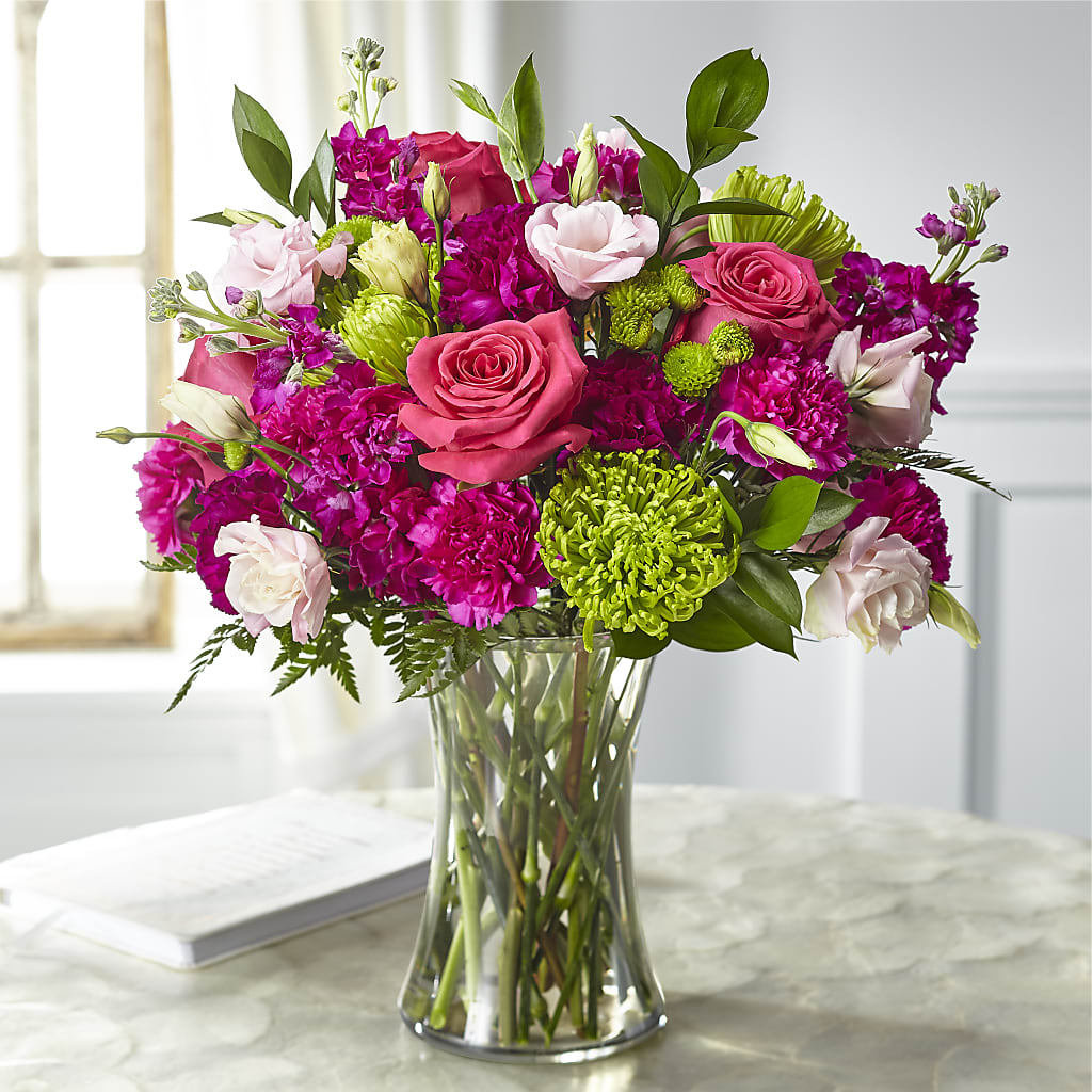 Everlasting Embrace Bouquet – XINAI'S FLOWERS, Chowchilla CA
