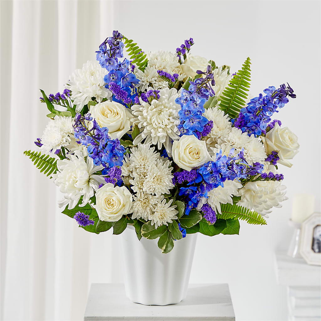 Hold Dear Tabletop Basket – XINAI'S FLOWERS, Chowchilla CA
