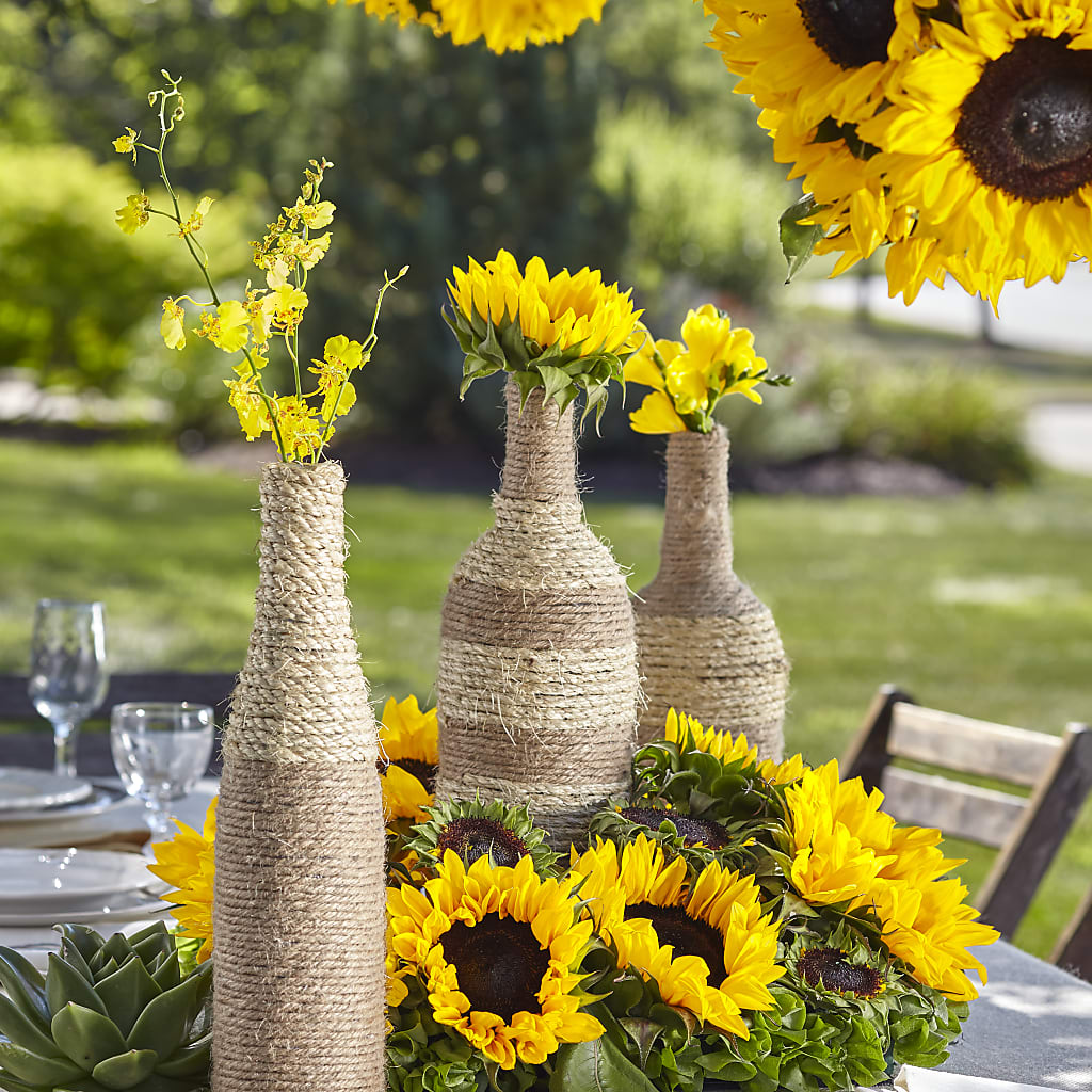 Sublime Garden Centerpiece – XINAI'S FLOWERS, Chowchilla CA