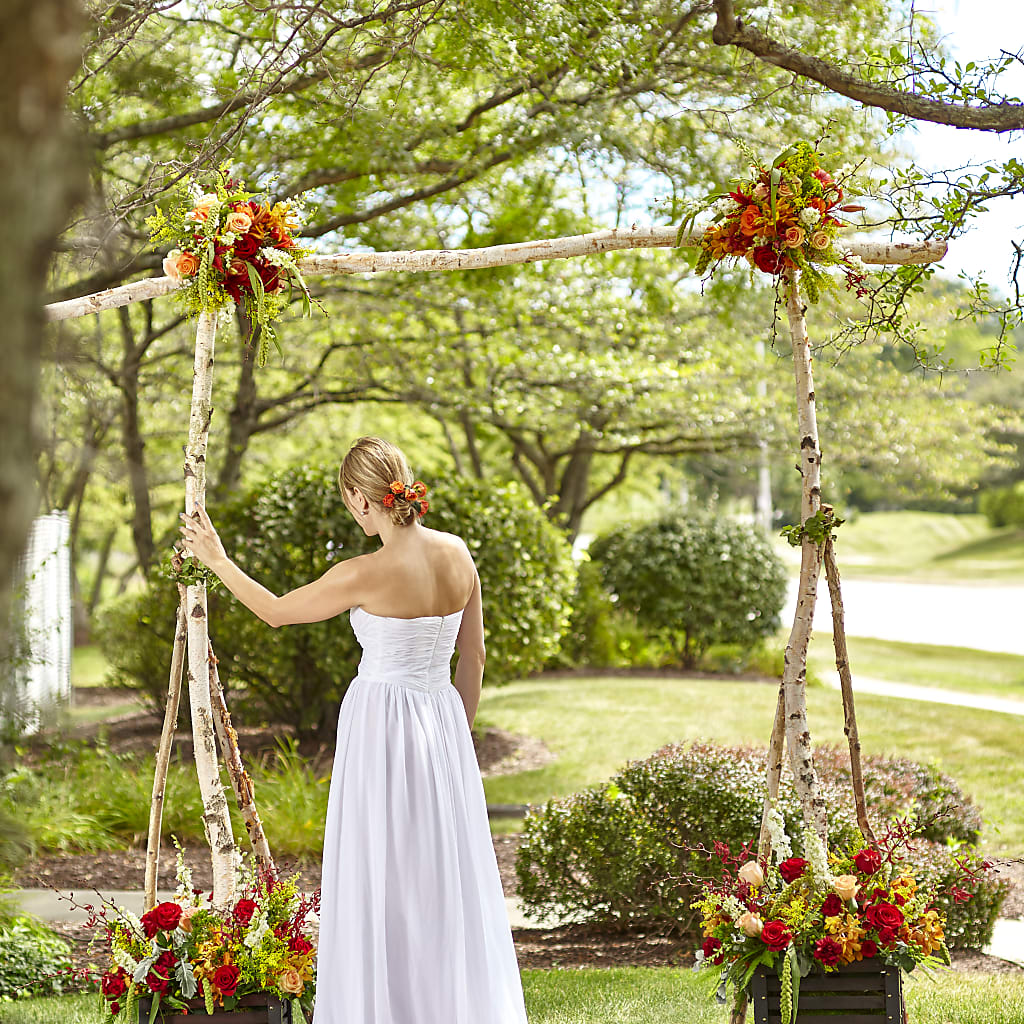 Arbor of Love Archway – XINAI'S FLOWERS, Chowchilla CA