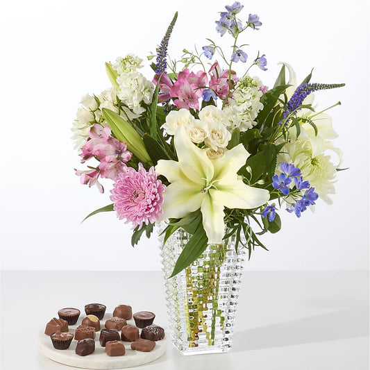 Winter Celebration Bouquet – XINAI'S FLOWERS, Chowchilla CA