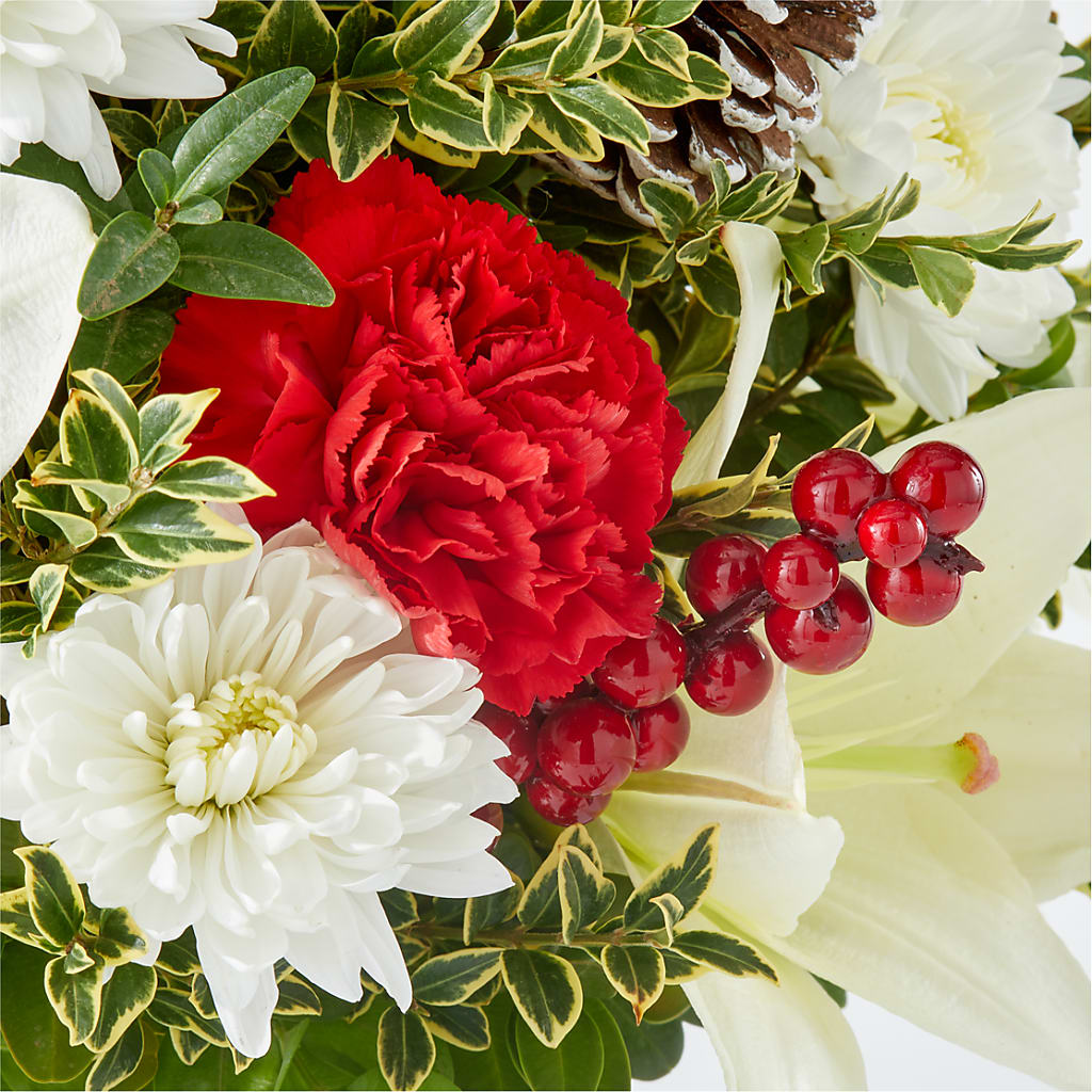 Festive Moments Tree – XINAI'S FLOWERS, Chowchilla CA