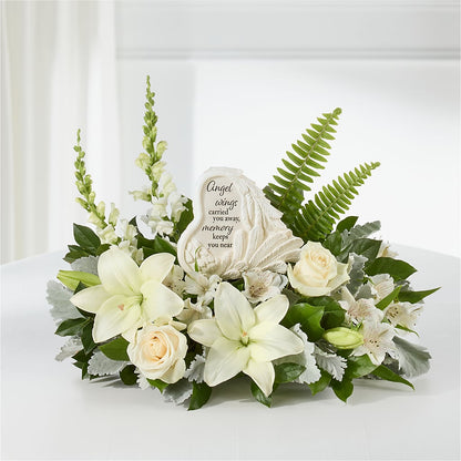 Holding You Close Arrangement – XINAI'S FLOWERS, Chowchilla CA