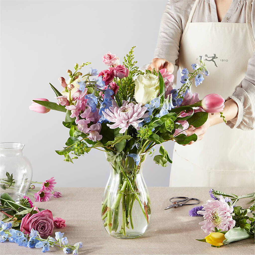 Pastel Tradition - A Florist Original – XINAI'S FLOWERS, Chowchilla CA