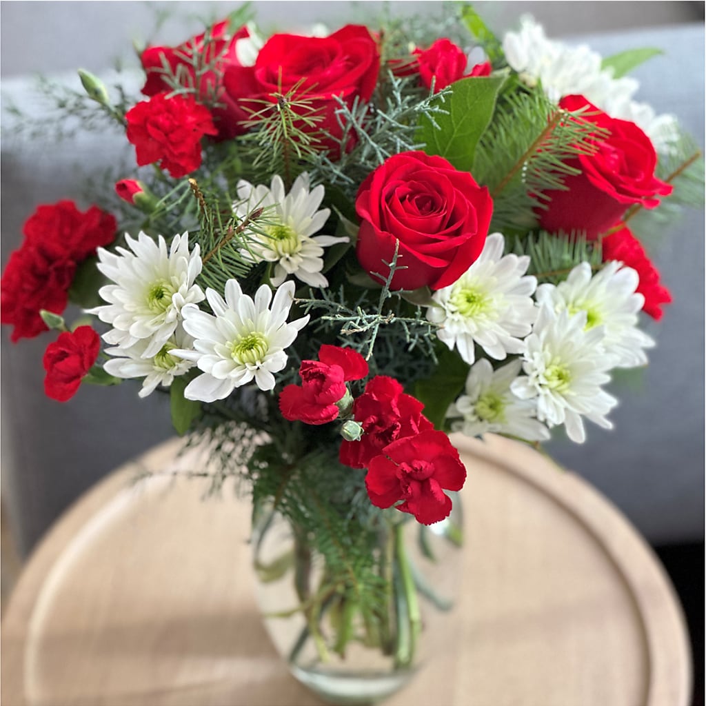 Seasonal Magic Bouquet – XINAI'S FLOWERS, Chowchilla CA