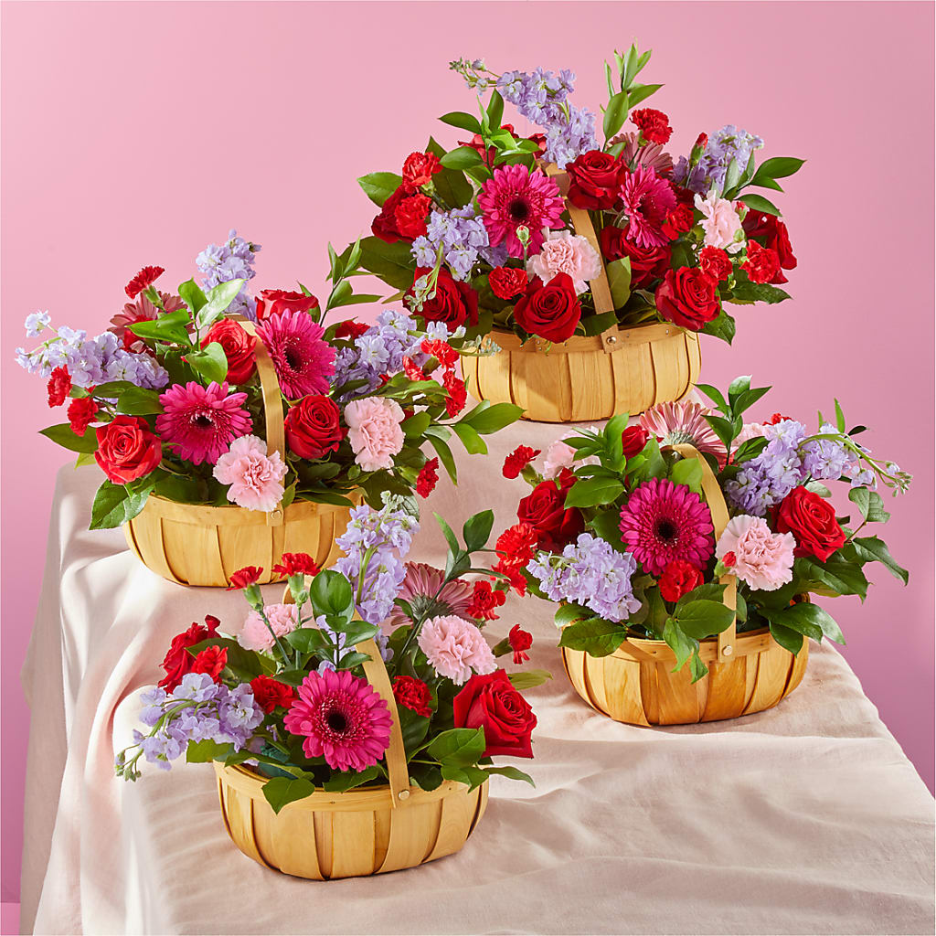 Pink Picnic Basket – XINAI'S FLOWERS, Chowchilla CA