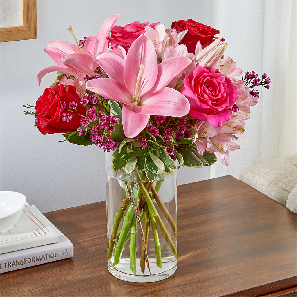 Lucky in Love Bouquet – XINAI'S FLOWERS, Chowchilla CA