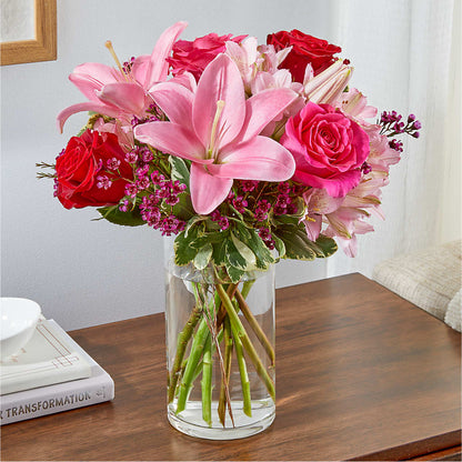 Lucky in Love Bouquet – XINAI'S FLOWERS, Chowchilla CA