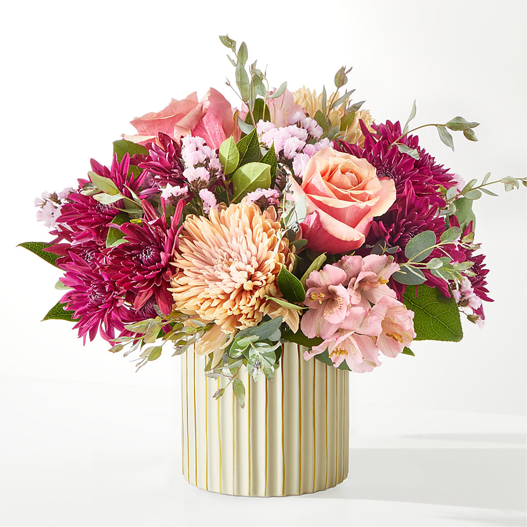 Berry Cobbler Bouquet with Ivory Vase – XINAI'S FLOWERS, Chowchilla CA