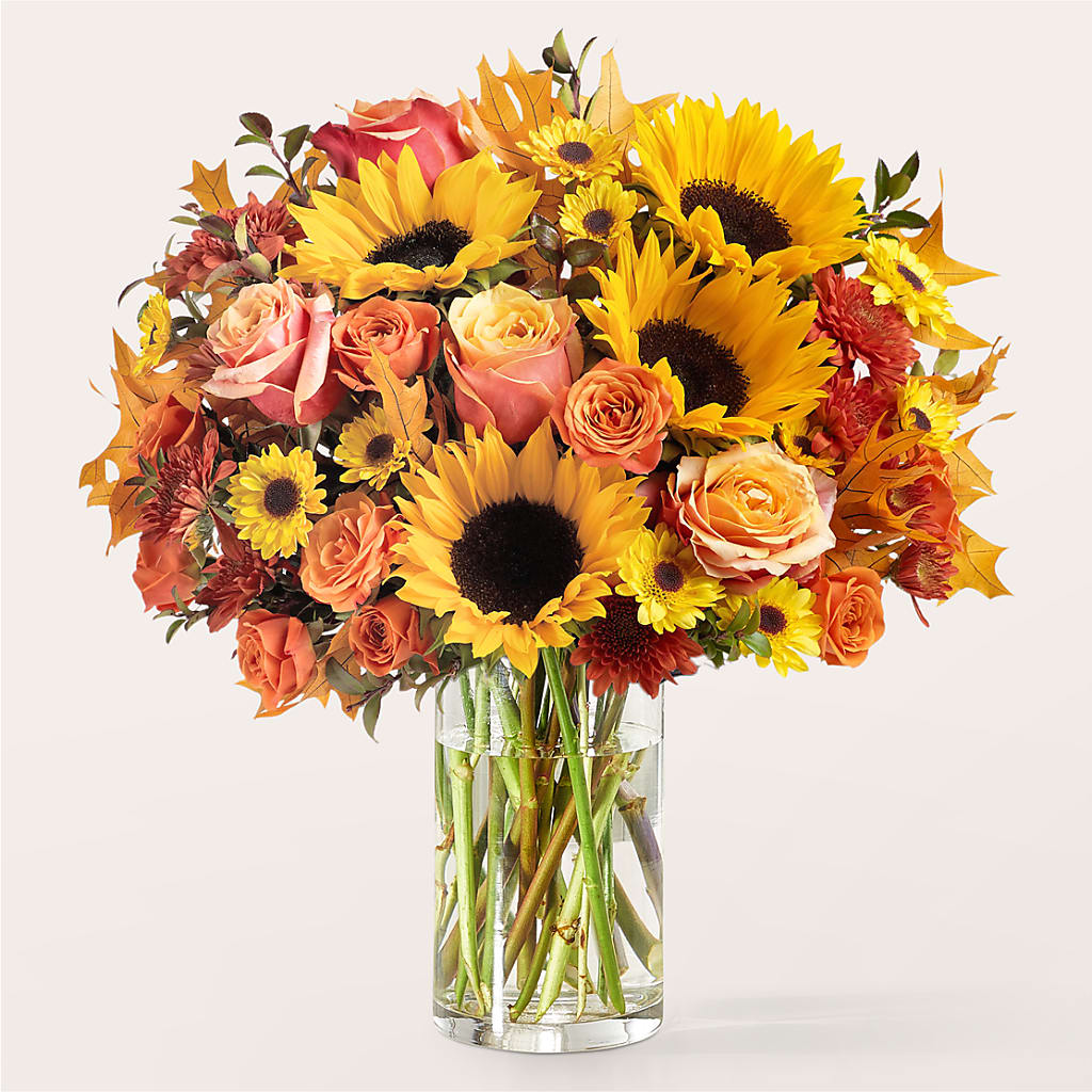 Fluttering Foliage Bouquet – XINAI'S FLOWERS, Chowchilla CA